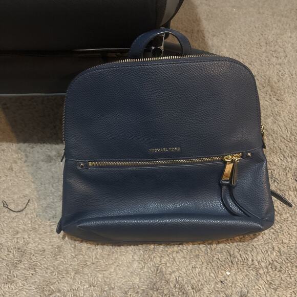 Michael Kors Rhea Medium Pebbled Leather Backpack - Navy Blue with Gold-Tone Har - Picture 7 of 9